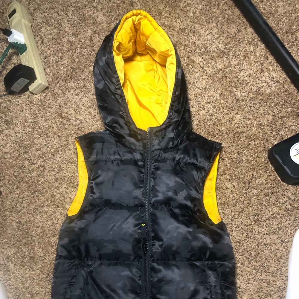 Kids reversible Puffy Camouflage Hooded Vest